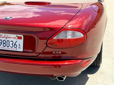 1998 Jaguar XK8   - Photo 38 - Laguna Niguel, CA 92677