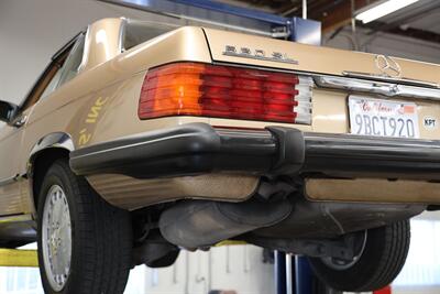 1986 Mercedes-Benz 560 SL   - Photo 38 - San Juan Capist, CA 92675