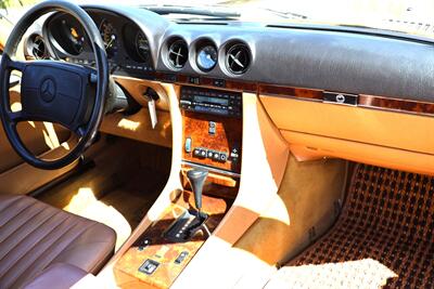 1986 Mercedes-Benz 560 SL   - Photo 49 - San Juan Capist, CA 92675