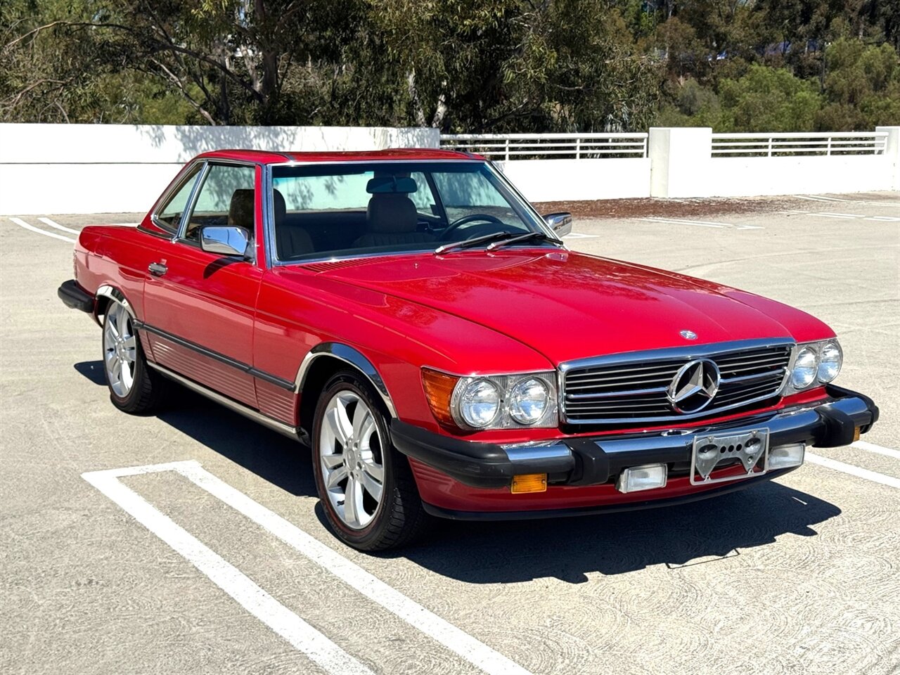 1988 Mercedes-Benz 560-Class 560 SL - Photo 1 - San Juan Capist, CA 92675