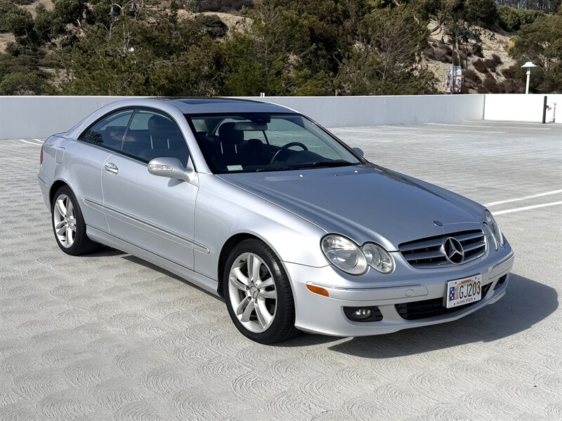 Iridium Silver Metallic 2006 Mercedes-Benz CLK Coupe Rear-Wheel Drive 7-Speed Automatic