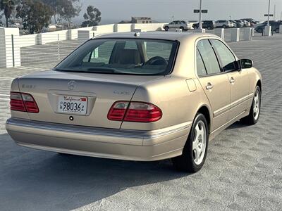 2001 Mercedes-Benz E 430 4MATIC   - Photo 9 - Laguna Niguel, CA 92677