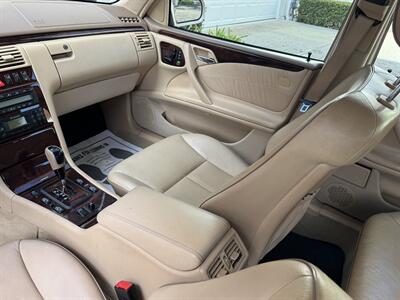 2001 Mercedes-Benz E 430 4MATIC   - Photo 24 - Laguna Niguel, CA 92677