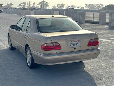 2001 Mercedes-Benz E 430 4MATIC   - Photo 7 - Laguna Niguel, CA 92677