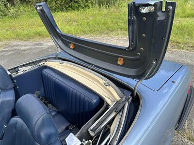 1986 Mercedes-Benz 560-Class 560 SL   - Photo 63 - San Juan Capist, CA 92675