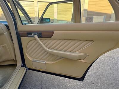 1990 Mercedes-Benz 300 SEL   - Photo 36 - San Juan Capist, CA 92675