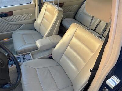 1990 Mercedes-Benz 300 SEL   - Photo 25 - San Juan Capist, CA 92675