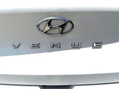 2025 Hyundai VENUE SE   - Photo 19 - Ponce, PR 00795