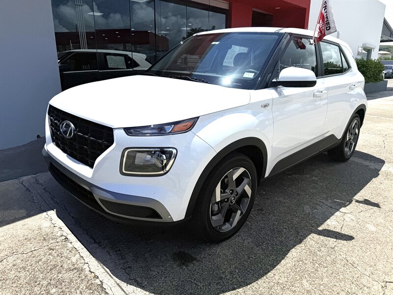 2025 Hyundai VENUE SE - Photo 1 - Ponce, PR 00795