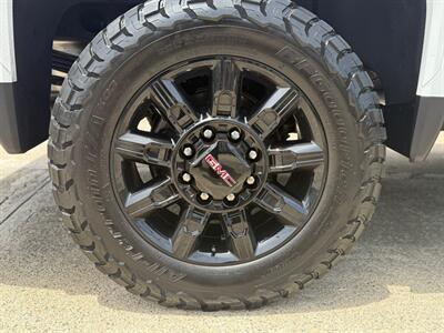 2024 GMC Sierra 2500 AT4   - Photo 13 - Ponce, AL 00795