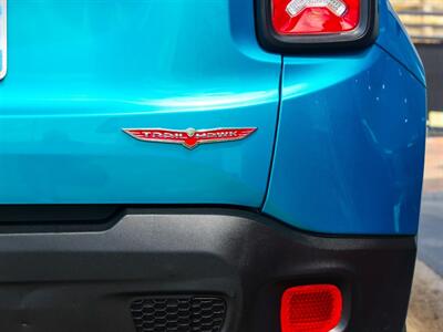 2021 Jeep Renegade Trailhawk   - Photo 11 - Ponce, AL 00795