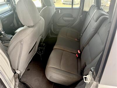 2023 Jeep Wrangler Sport   - Photo 12 - Ponce, PR 00795
