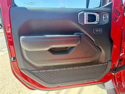 2024 Jeep Wrangler Sport   - Photo 20 - Ponce, PR 00728