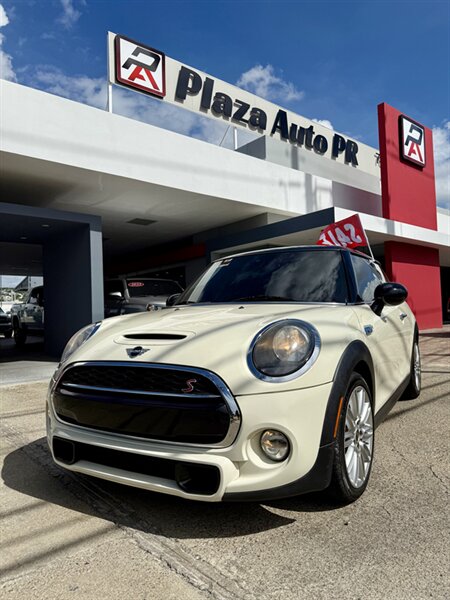 2019 MINI Hardtop 2 Door Cooper S - Photo 1 - Ponce, PR 00728