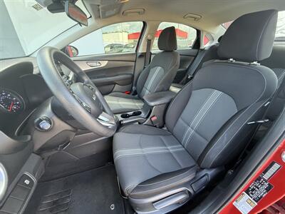 2024 Kia Forte LX   - Photo 11 - Ponce, PR 00728