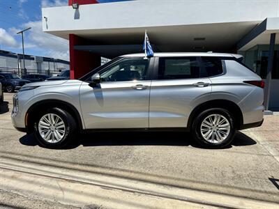 2024 Mitsubishi Outlander ES   - Photo 3 - Ponce, PR 00795