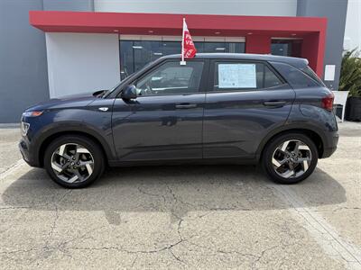 2024 Hyundai VENUE SE   - Photo 2 - Ponce, PR 00795