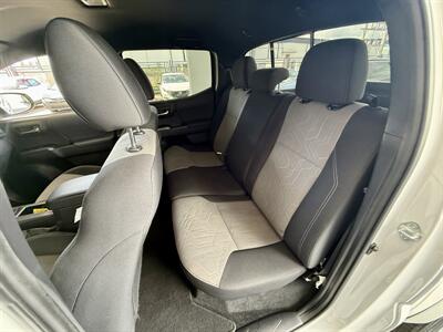 2022 Toyota Tacoma SR5 V6   - Photo 11 - Ponce, PR 00728