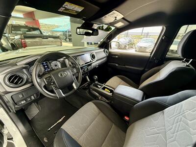 2022 Toyota Tacoma SR5 V6   - Photo 12 - Ponce, PR 00728