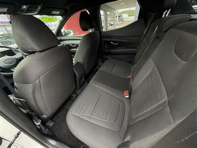 2025 Hyundai SANTA CRUZ SE - Photo 12 - Ponce, PR 00728