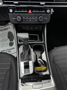 2025 Hyundai SANTA CRUZ SE - Photo 18 - Ponce, PR 00728