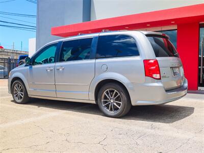 2017 Dodge Grand Caravan SXT   - Photo 3 - Ponce, AL 00795