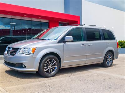 2017 Dodge Grand Caravan SXT   - Photo 2 - Ponce, AL 00795