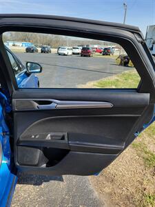 2020 Ford Fusion SE   - Photo 14 - Topeka, KS 66608