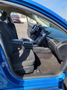 2020 Ford Fusion SE   - Photo 15 - Topeka, KS 66608