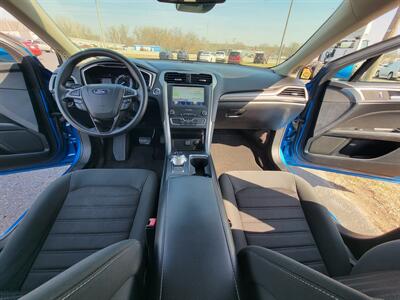 2020 Ford Fusion SE   - Photo 16 - Topeka, KS 66608