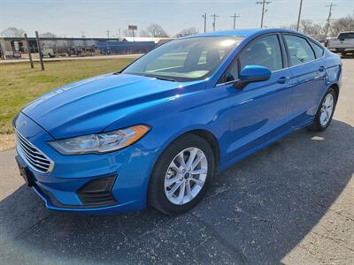 2020 Ford Fusion SE   - Photo 1 - Topeka, KS 66608