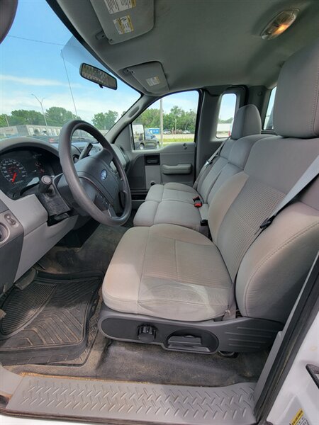 2006 Ford F-150 XL - Photo 8 - Topeka, KS 66608