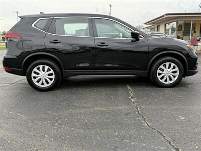 2020 Nissan Rogue S - Photo 7 - Topeka, KS 66608