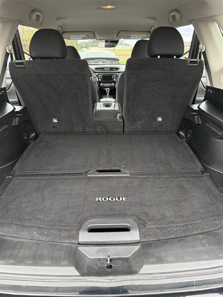 2020 Nissan Rogue S - Photo 11 - Topeka, KS 66608