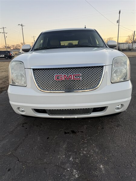 2011 GMC Yukon Denali