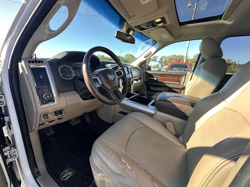 2011 RAM 3500 Laramie - Photo 11 - Topeka, KS 66608