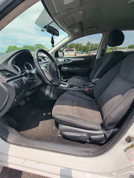 2015 Nissan Sentra SV - Photo 8 - Topeka, KS 66608