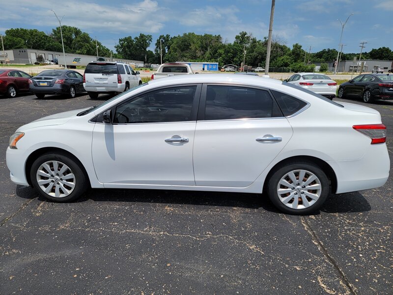 2015 Nissan Sentra SV - Photo 7 - Topeka, KS 66608