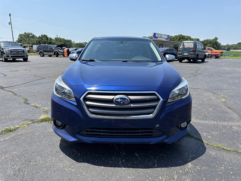 2017 Subaru Legacy 2.5i Sport - Photo 2 - Topeka, KS 66608