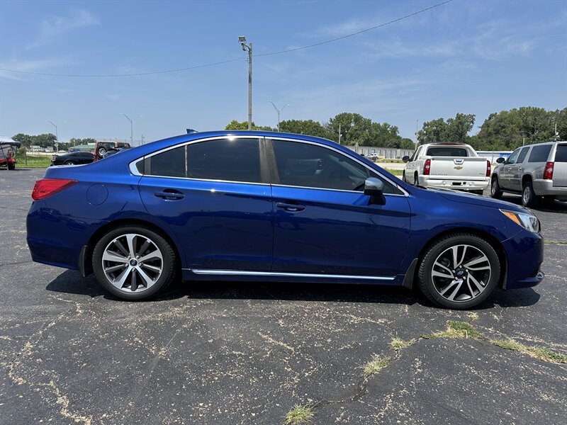 2017 Subaru Legacy 2.5i Sport - Photo 4 - Topeka, KS 66608