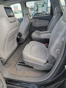 2009 Chevrolet Traverse LT - Photo 9 - Topeka, KS 66608