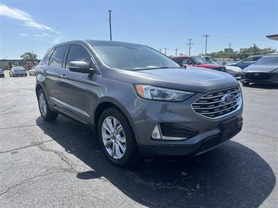 2021 Ford Edge Titanium   - Photo 3 - Topeka, KS 66608