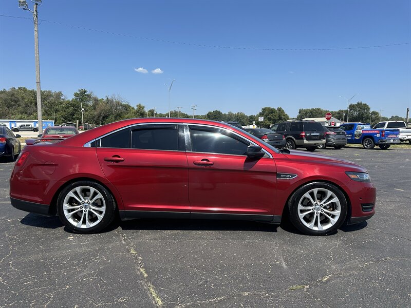 2014 Ford Taurus SHO - Photo 4 - Topeka, KS 66608