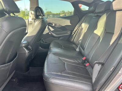 2013 Hyundai Azera   - Photo 9 - Topeka, KS 66608