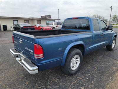 2004 Dodge Dakota 2dr Club Cab - Photo 5 - Topeka, KS 66608