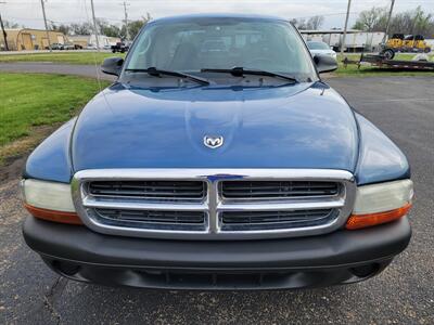 2004 Dodge Dakota 2dr Club Cab - Photo 2 - Topeka, KS 66608