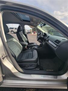 2014 Volkswagen Passat 2.0L TDI SEL Premium   - Photo 14 - Topeka, KS 66608