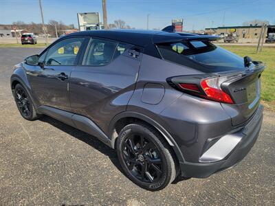2022 Toyota C-HR XLE - Photo 7 - Topeka, KS 66608