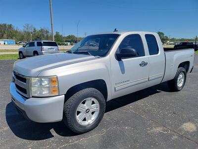 2011 Chevrolet Silverado 1500 LT   - Photo 1 - Topeka, KS 66608