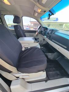 2011 Chevrolet Silverado 1500 LT   - Photo 10 - Topeka, KS 66608